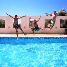 Of met drie ineens...