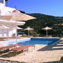 Het splinternieuwe zwembad lonkt...